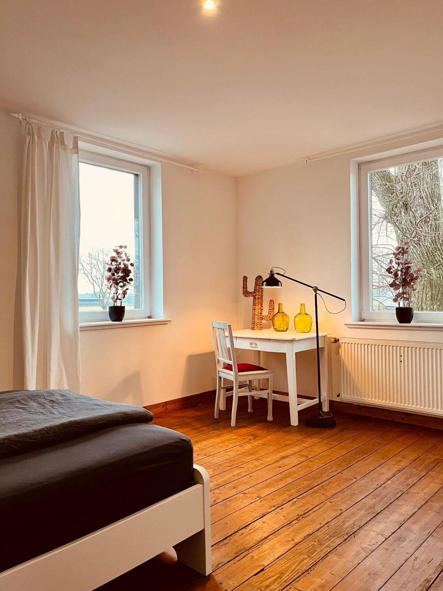 B E D & A G E D E S I G N -Extra Large- Wunderschoene Komplette Wohnung Mit Viel Platz & 4 Schlafzimmer B E D & A G E D E S I G N -Small- Wunderschoenes Zimmer Mit Bad Rechnungserstellung Fuer Geschaeftsreisende & Firmen Hünxe 외부 사진