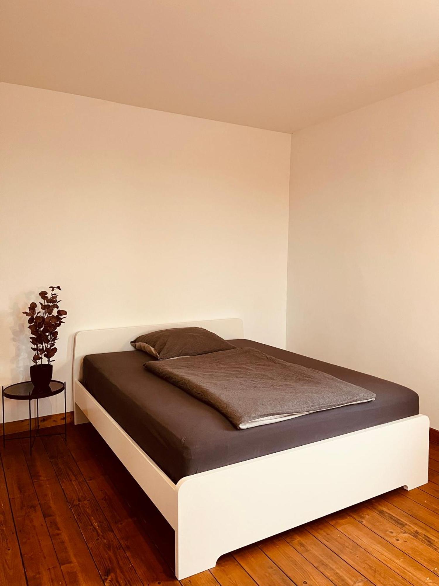 B E D & A G E D E S I G N -Extra Large- Wunderschoene Komplette Wohnung Mit Viel Platz & 4 Schlafzimmer B E D & A G E D E S I G N -Small- Wunderschoenes Zimmer Mit Bad Rechnungserstellung Fuer Geschaeftsreisende & Firmen Hünxe 외부 사진