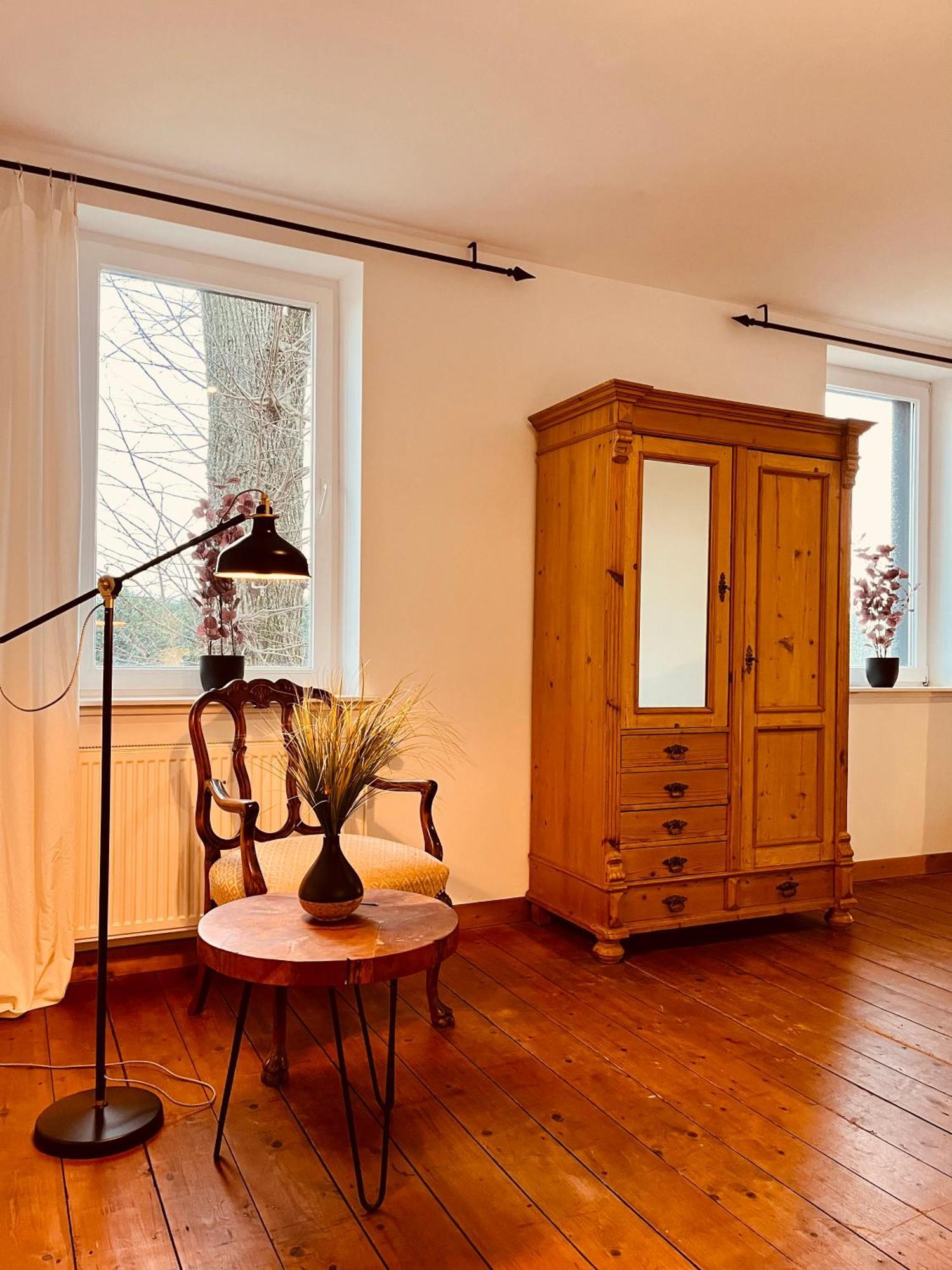 B E D & A G E D E S I G N -Extra Large- Wunderschoene Komplette Wohnung Mit Viel Platz & 4 Schlafzimmer B E D & A G E D E S I G N -Small- Wunderschoenes Zimmer Mit Bad Rechnungserstellung Fuer Geschaeftsreisende & Firmen Hünxe 외부 사진