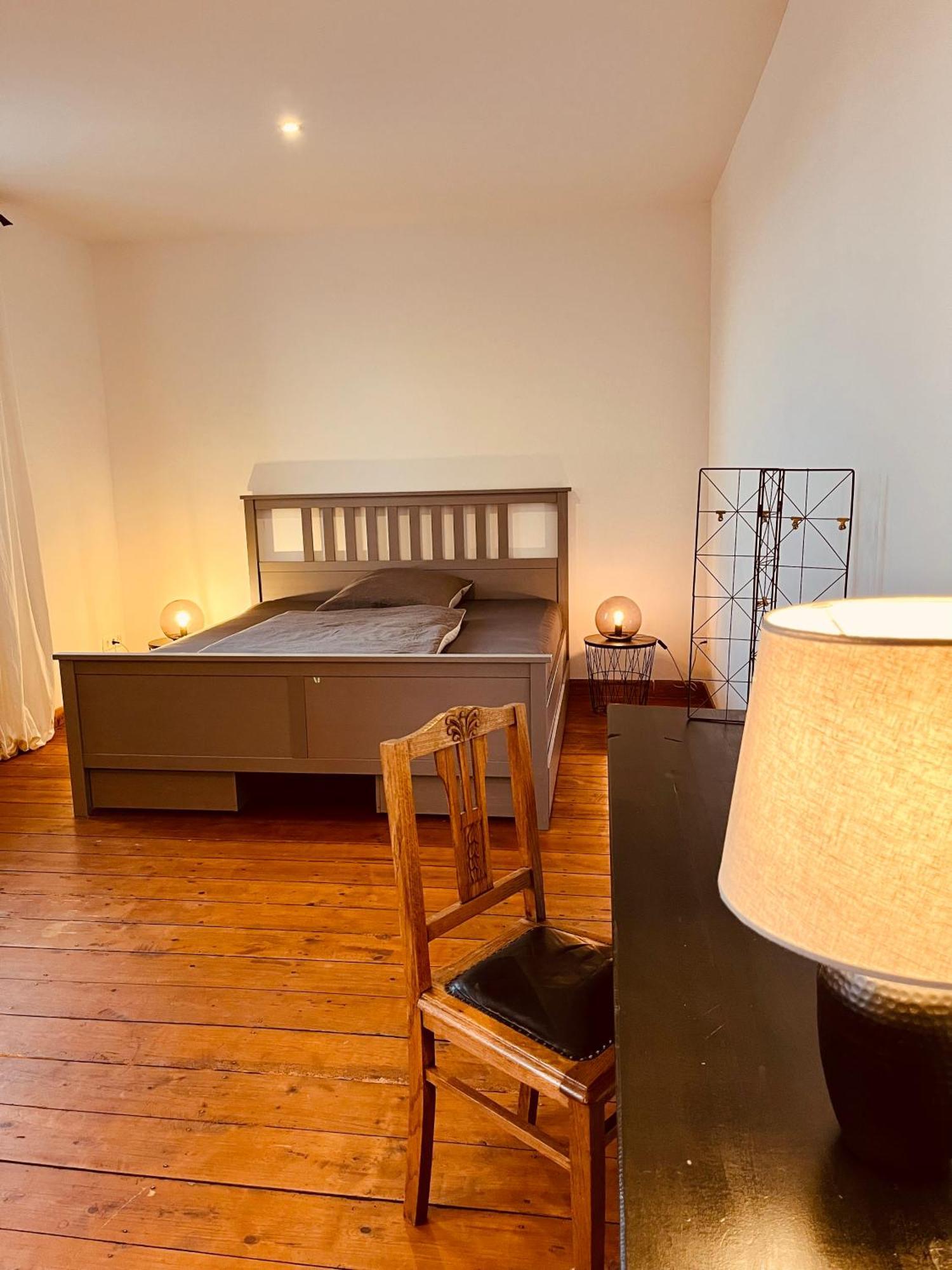 B E D & A G E D E S I G N -Extra Large- Wunderschoene Komplette Wohnung Mit Viel Platz & 4 Schlafzimmer B E D & A G E D E S I G N -Small- Wunderschoenes Zimmer Mit Bad Rechnungserstellung Fuer Geschaeftsreisende & Firmen Hünxe 외부 사진